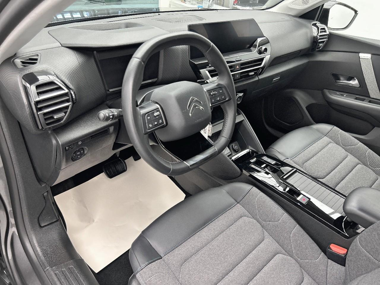 Citroën C4 puretech 130 s&s eat8 c-series — photo 9