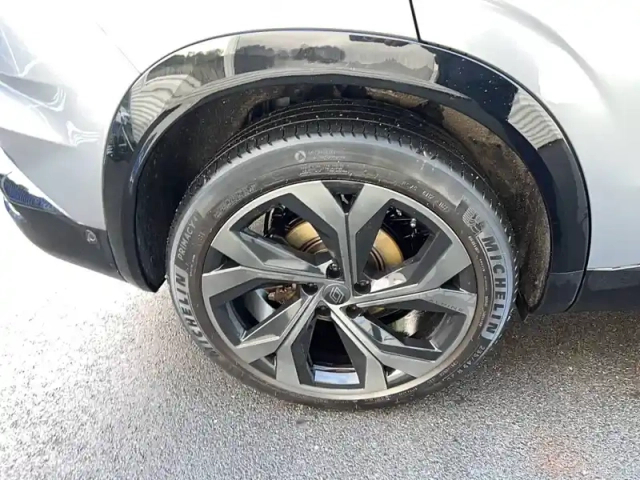 Renault Austral mild hybrid 160 auto — photo 21