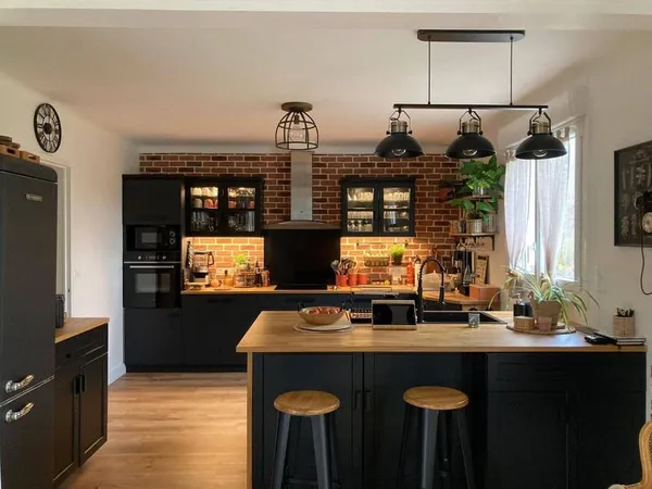 Maison 6 pièces 187 m²