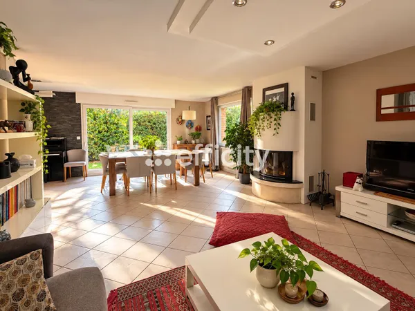 Maison 6 pièces 150 m²