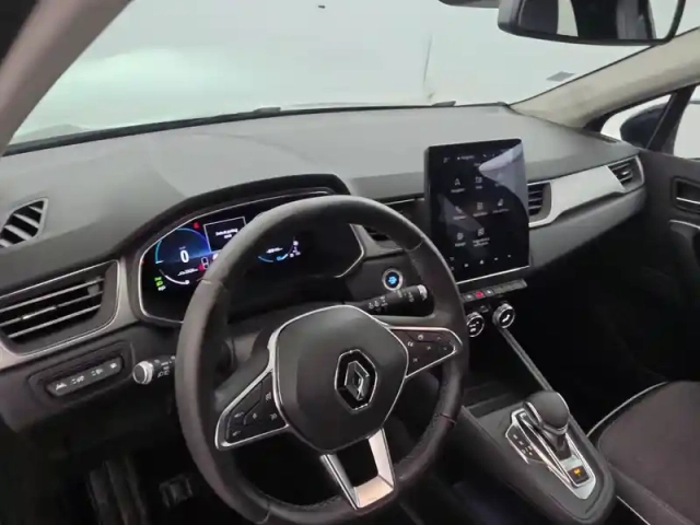 Renault Captur e-tech plug-in 160 — photo 149