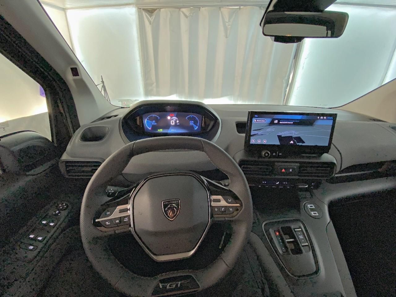 Peugeot Rifter m diesel 130 ch automatique 5pl gt — photo 12