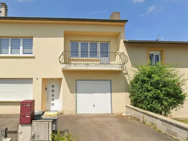 T4 de 104 m² avec jardin et garage