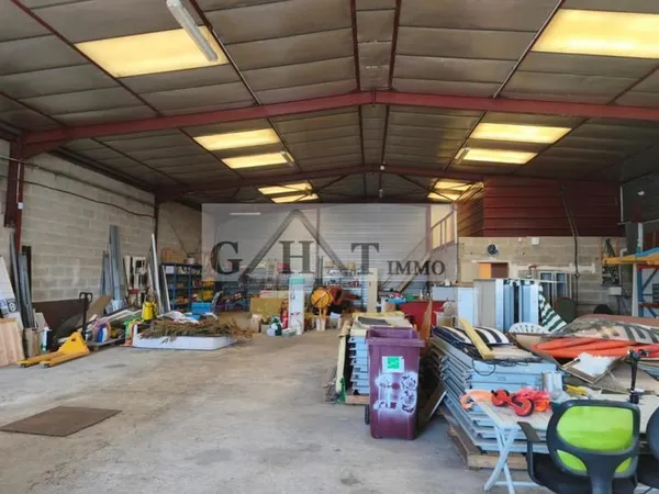 335 m² entrepot bureaux a vendre à thorigny sur marne