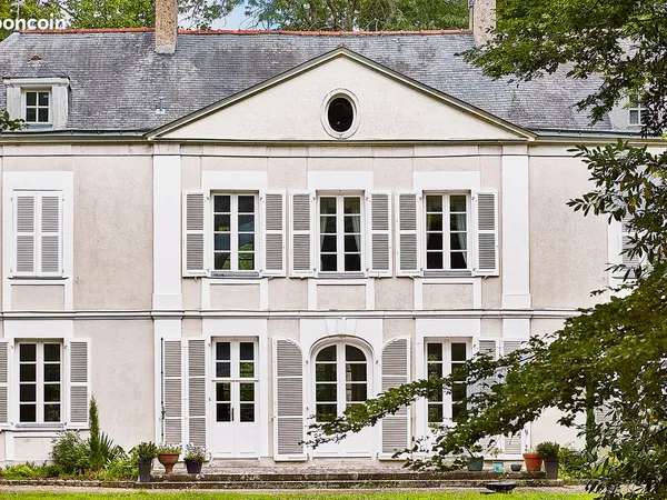 Château périphérie de Nantes