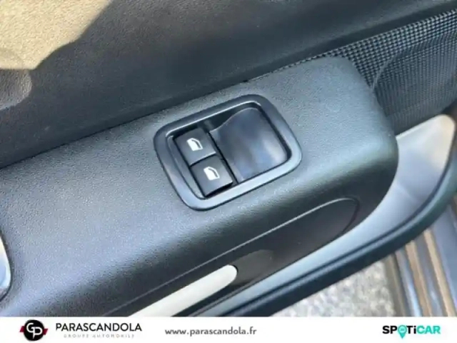 Citroën C3 1.2 puretech 83ch s&amp;s shine — photo 12