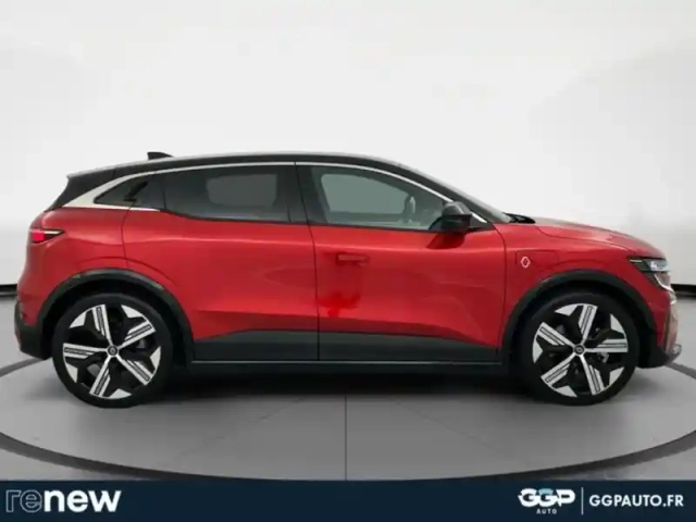 Renault Megane e-tech electric 220ch iconic autonomie confort -24 — photo 6