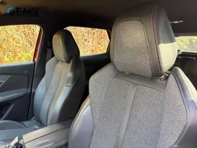 Peugeot 3008 1.2 puretech 130ch s&amp;s eat6 — photo 14