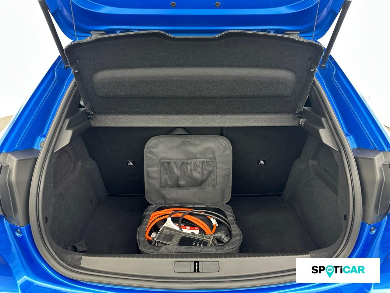 Peugeot 208 e-208 136ch allure — photo 6