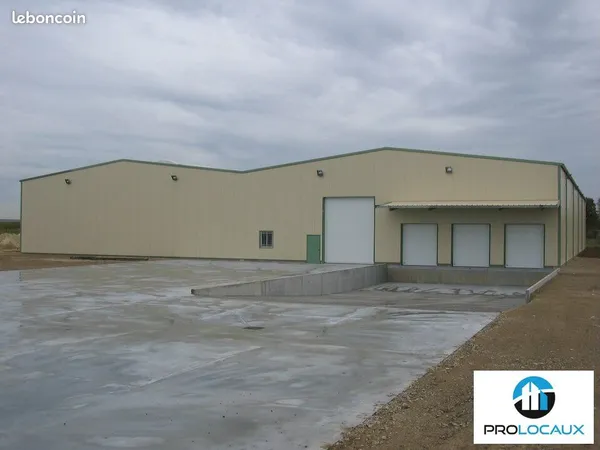 ENTREPOT - LOGISTIQUE 2900 m² ROYE