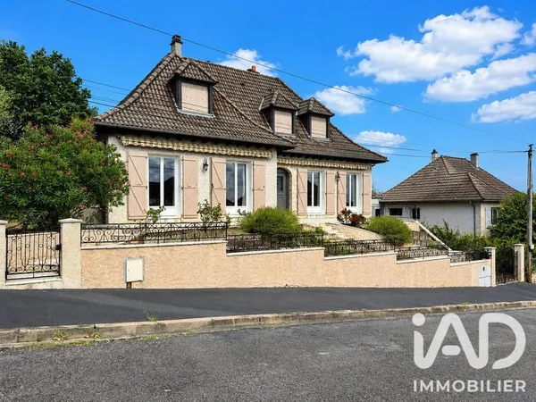 Maison 7 pièces 162 m²
