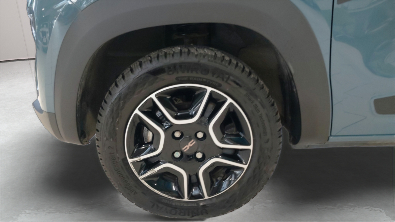 Dacia Spring — photo 14