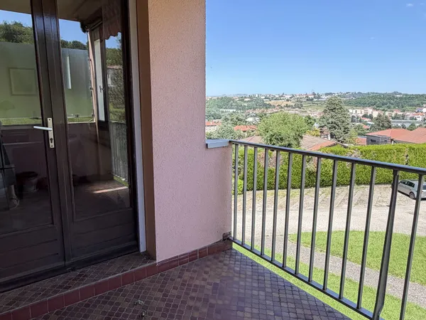 APPARTEMENT F4 DE 98 M2 BALCON + GARAGE À ROCHE LA MOLIÈRE
