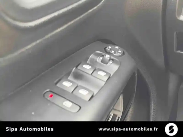 Citroën C5 Aircross hybride rechargeable 225 e-eat8 — photo 27