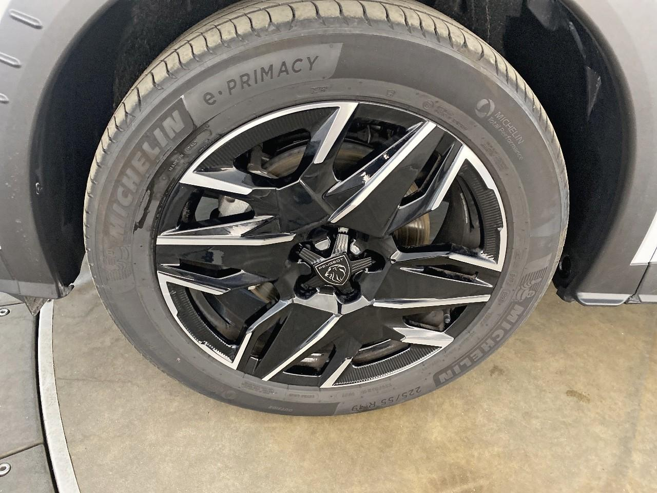 Peugeot 5008 hybrid 145 ch e-dcs6 gt — photo 11