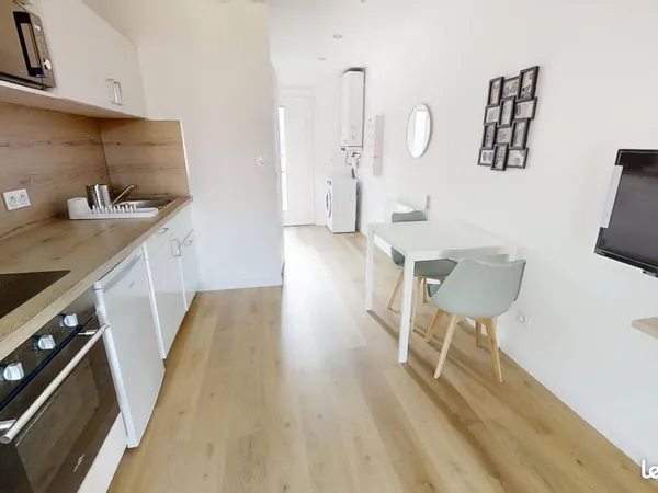 🏠 Studio en Duplex 24 m² avec Jardin & Parking - Bouguenais, Proche Aéroport Nantes-Atlantique ✈️🌿