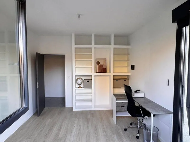 Photo 6