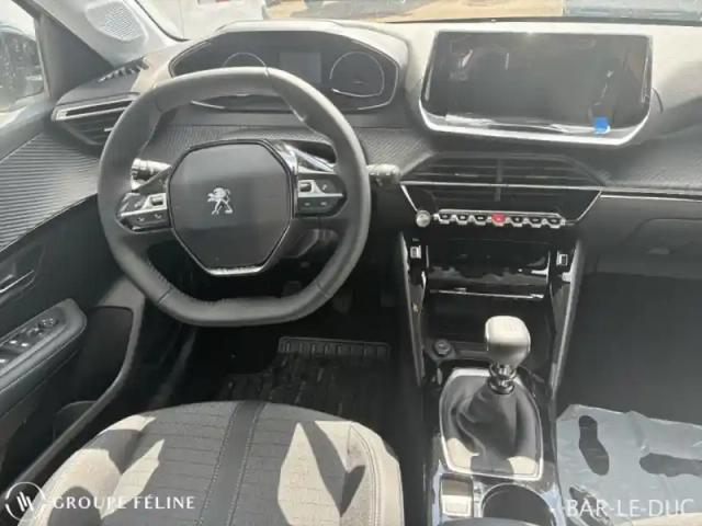 Peugeot 208 1.2 puretech 100ch s&amp;s allure — photo 8