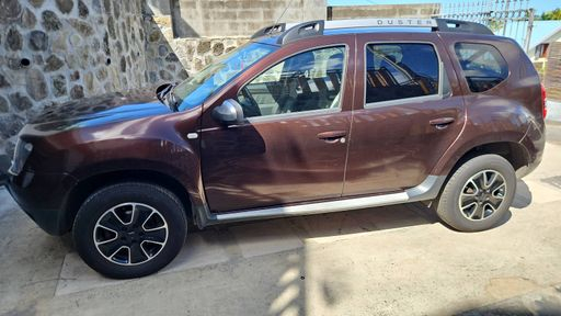 Dacia Duster 1.5 Blue dCi 115 - Black Touch – 2017 – 109198 km – Diesel – Boîte Manuelle — photo 15