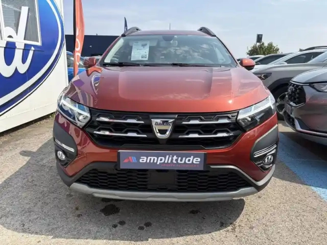 Dacia Jogger 1.0 tce 110 ch confort 7 places — photo 17