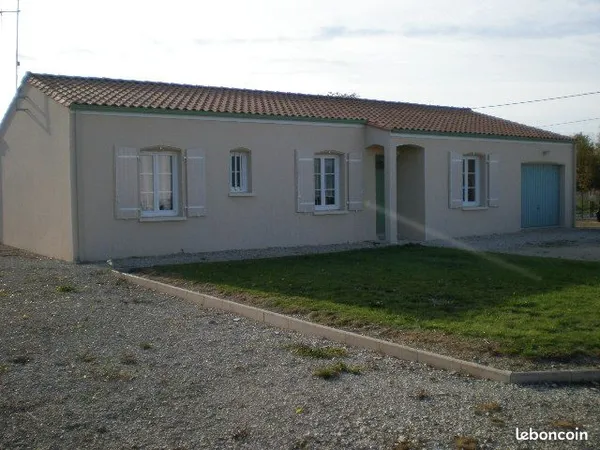 Maison 3 chambres et bureau LES FOSSES-Vaubalier
