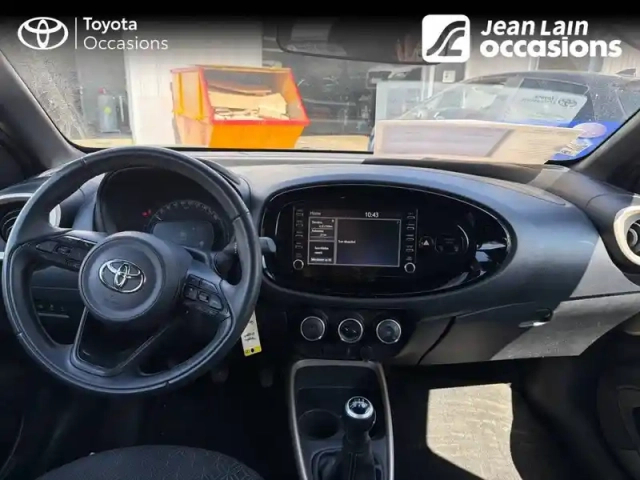 Toyota Aygo X 1.0 vvt-i 72 — photo 18
