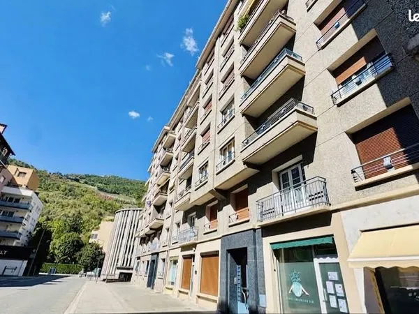 Appartement 3 pièces 77 m²