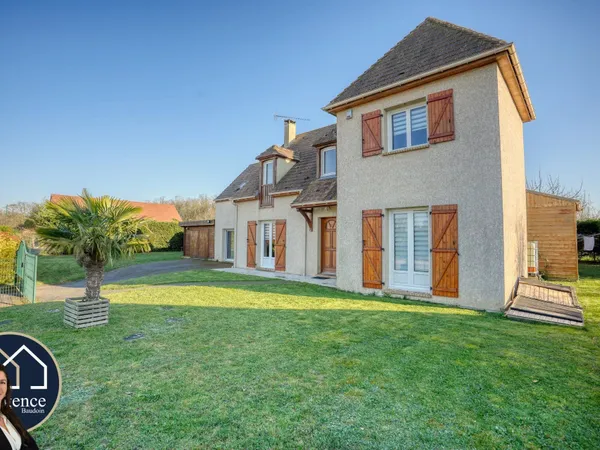 MAGNIFIQUE MAISON FAMILIALE DE 2004 - 182m² - 5 CHAMBRES, 3 SAL