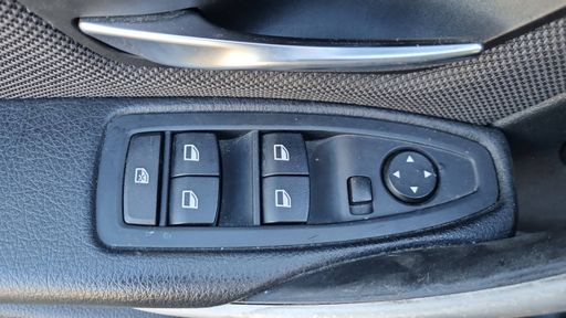 BMW Serie 3 316 d 116 - Modern – 2013 – 140456 km – Diesel – Boîte Manuelle — photo 27