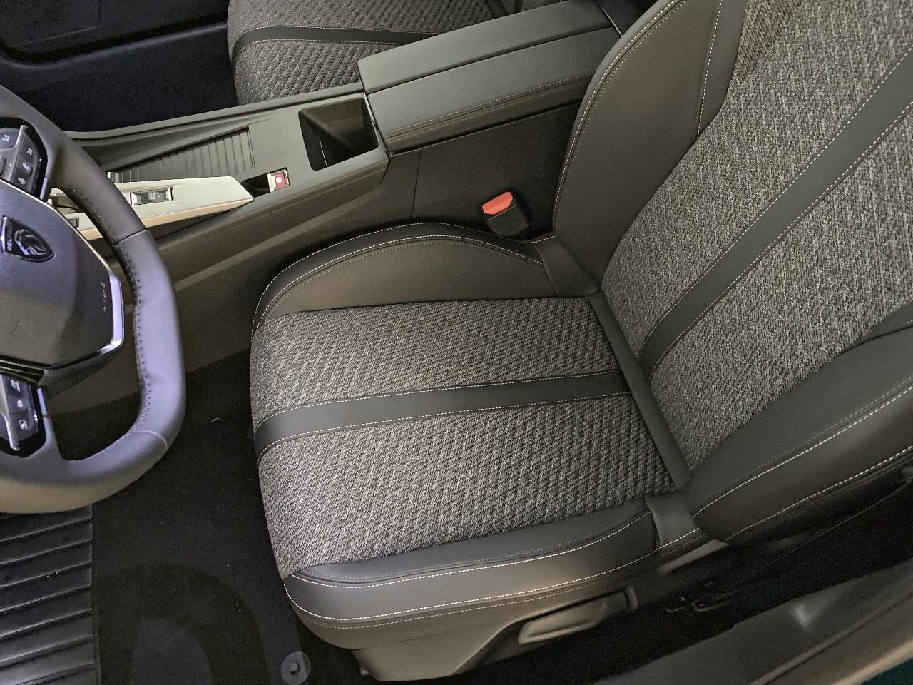 Peugeot 308 bluehdi 130ch s&s eat8 allure — photo 9