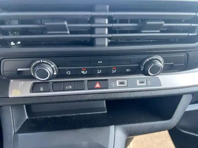 Opel Vivaro fgn taille m bluehdi 120 s&amp;s bvm6 — photo 40