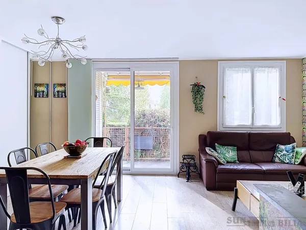 APPARTEMENT 3 PIECES EN TRES BON ETAT