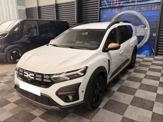 Dacia Jogger 1.0 eco-g 100ch sl extreme+ 7 places — photo 2