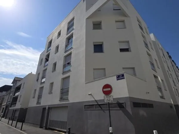 Studio 1 pièce 30 m²