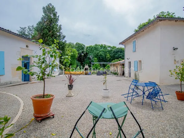 Maison 14 pièces 530 m²