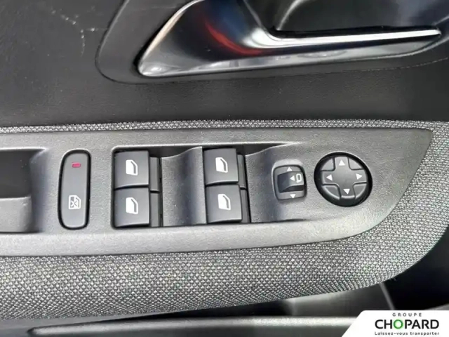 Peugeot 208 puretech 75 s&amp;s bvm5 — photo 24