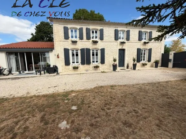 Maison 6 pièces 145 m²