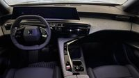 Peugeot 5008 Hybrid 145ch Allure e-DCS6 — photo 11