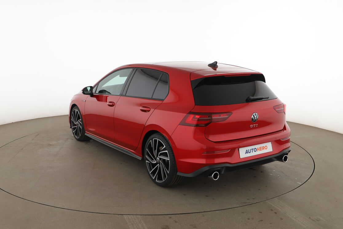 Volkswagen Golf VIII 2.0 TSI GTI DSG7 — photo 3