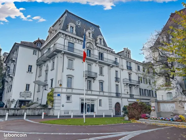 Local commercial 61 m²