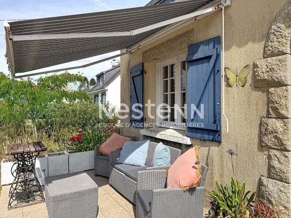 Maison traditionnelle 5 pièces à vendre à Priziac - Terrain de 1962 m², calme et vue dégagée