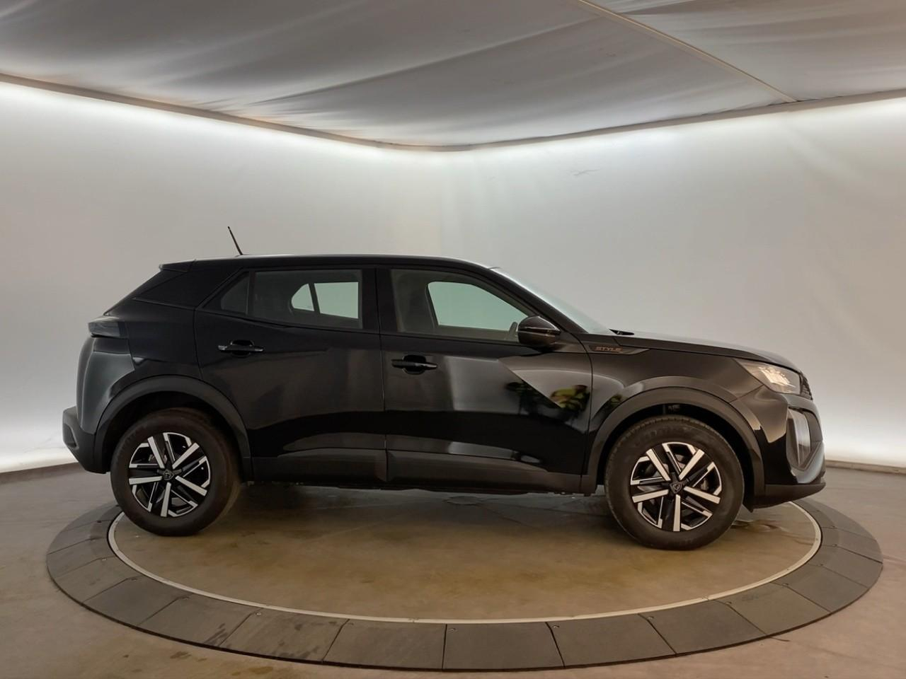 Peugeot 2008 hybrid 145 e-dcs6 style — photo 4