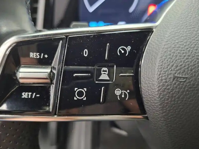 Renault Megane e-tech ev60 220 ch super charge — photo 37