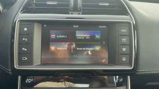 Jaguar XE 3.0 SC V6 340 BVA - S – 2016 – 62831 km – Essence – Boîte Automatique — photo 25
