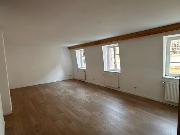 F4 Duplex entièrement rénové