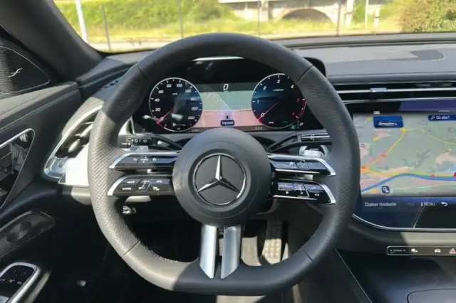 Mercedes Classe E break 220 d 9g-tronic — photo 92