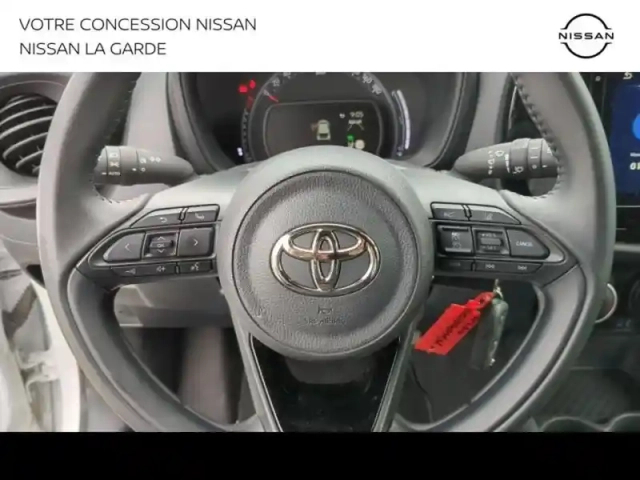Toyota Aygo X 1.0 vvt-i 72ch dynamic my24 — photo 10