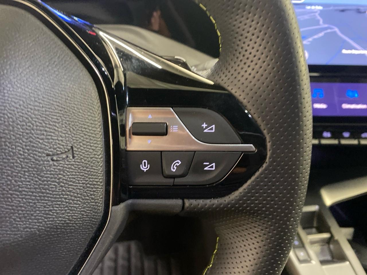 Peugeot 308 phev 180 e-eat8 gt — photo 18