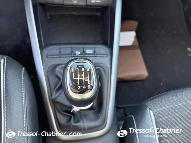 Kia Stonic 1.0 t-gdi 120 ch mhev bvm6 gt line — photo 24