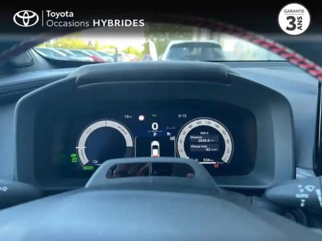 Toyota C-Hr 2.0 hybride rechargeable 225ch gr sport premiere my25 — photo 13